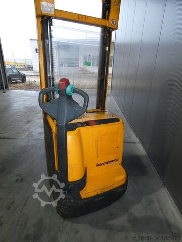 Deichselstapler Jungheinrich EJC 216