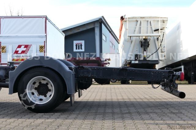 Transporter Fahrgestell MAN TGL 8.180 Fahrgestell Kühlbox Navi Euro 6