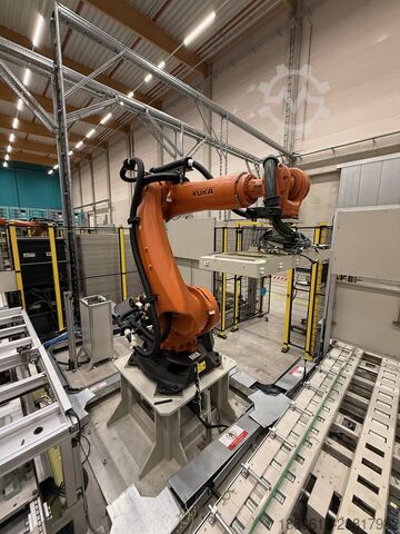 FLR – KR C4 Industrieroboter KUKA KR 210 R2700 extra