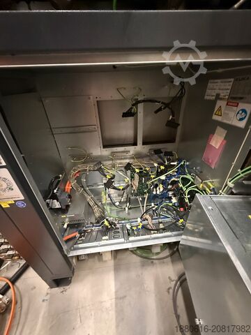 FLR – KR C4 Industrieroboter KUKA KR 210 R2700 extra