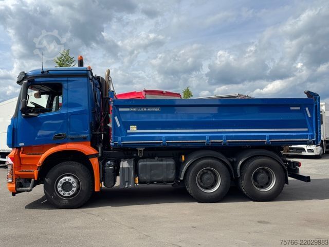 Kipper LKW MERCEDES-BENZ AROCS 2548 / Meiller / 125 TKM