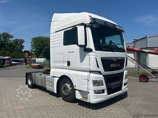 Standard SZM MAN TGX 18.440 XLX / Retarder