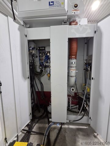 CNC universal machining center RÖDERS RXP 601 DSH