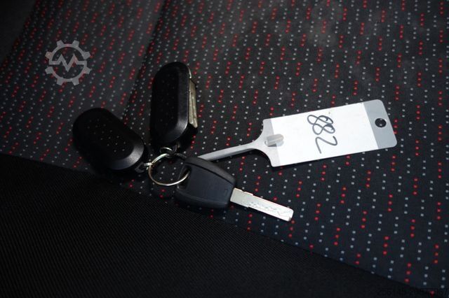 Panel van PEUGEOT Boxer Kasten L1 H1 Klima Kamera Tempo Tüv E6