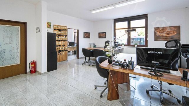 Front loader forklift HYUNDAI 18BT-9U  UVV  4,25m Hubh 1680kg Ladegerät