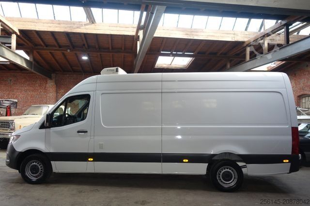 Refrigerator body van MERCEDES-BENZ Sprinter Tiefkühler -25 C°RWD 317 Tüv Neu Klima