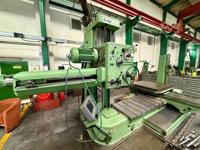 Table boring mill TOS VARNSDORF W100A