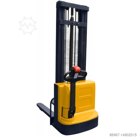 Electric mast truck CORMAK Q15E35