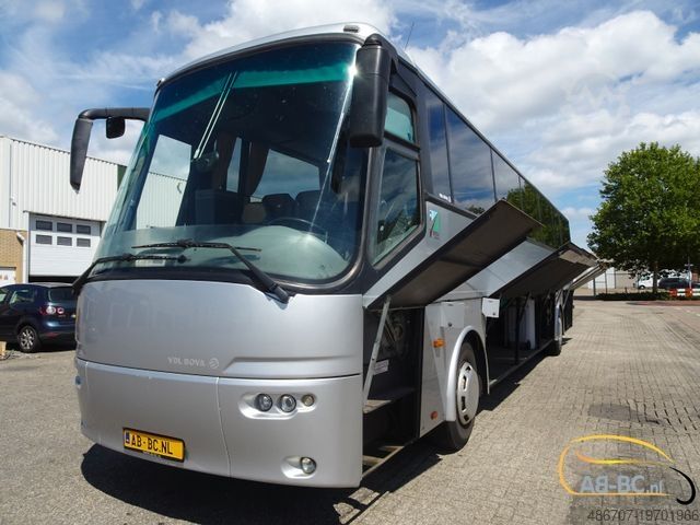 Motor coach BOVA Futura FHD127 - 48 Sitze EURO 5