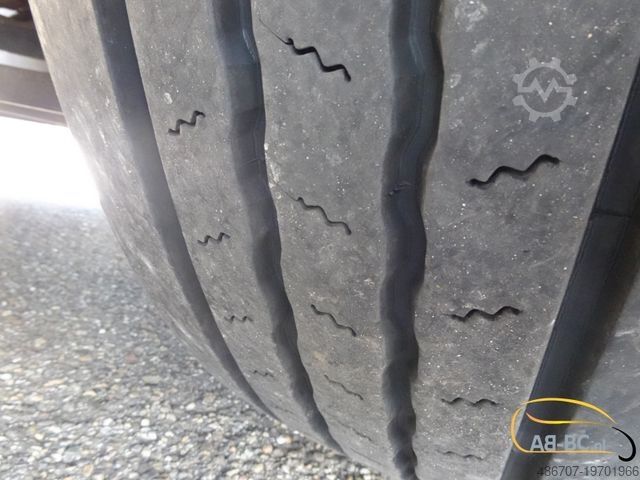 Motor coach BOVA Futura FHD127 - 48 Sitze EURO 5