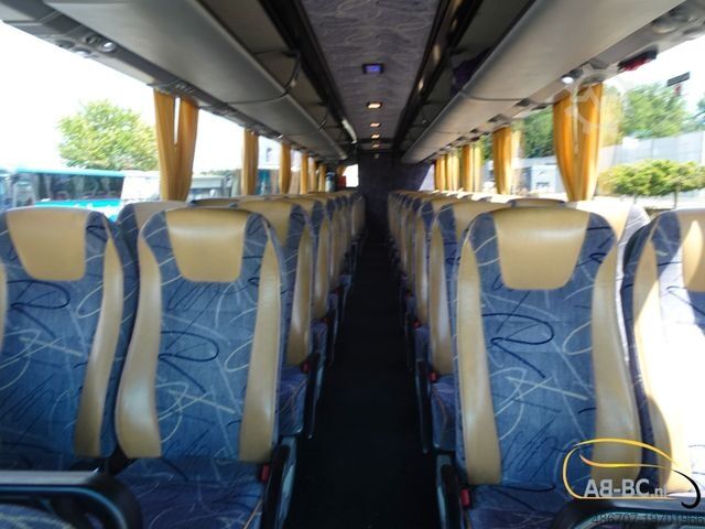 Motor coach BOVA Futura FHD127 - 48 Sitze EURO 5