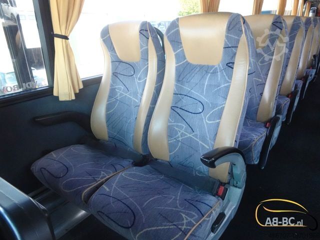 Reisebus BOVA Futura FHD127 - 48 Sitze EURO 5