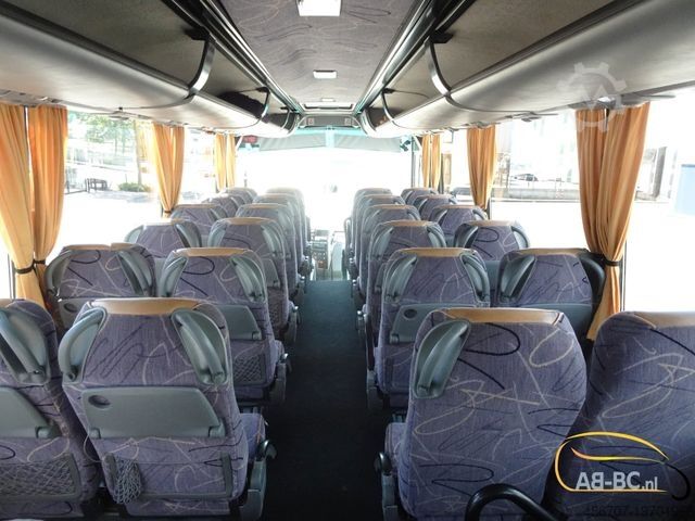 Motor coach BOVA Futura FHD127 - 48 Sitze EURO 5