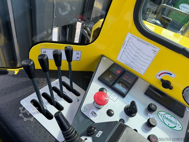 Vierwegestapler Combilift C4000 /5500mm/ LPG / 2013 year/