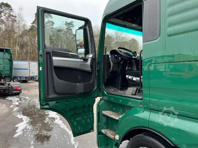 Volume tractor unit MAN TGX 18.360 4x2 EU6 Low-Liner