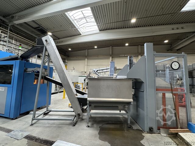 SIPA SFR8 EVO3 Blow Moulder (2017) SIPA Blasmaschine