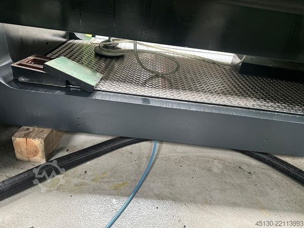 Injection molding machine Engel Victory 2460/260 Tech Ecodrive