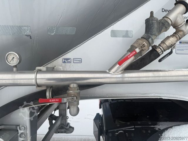 Silo semitrailer FELDBINDER O.ME.P.S Silo Auflieger 39 m³ 3 Achs