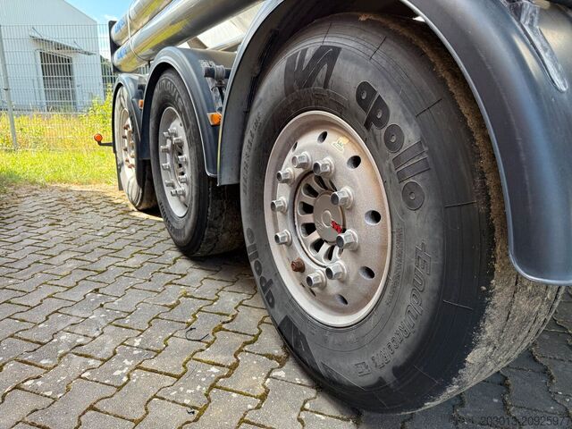 Silo semitrailer FELDBINDER O.ME.P.S Silo Auflieger 39 m³ 3 Achs