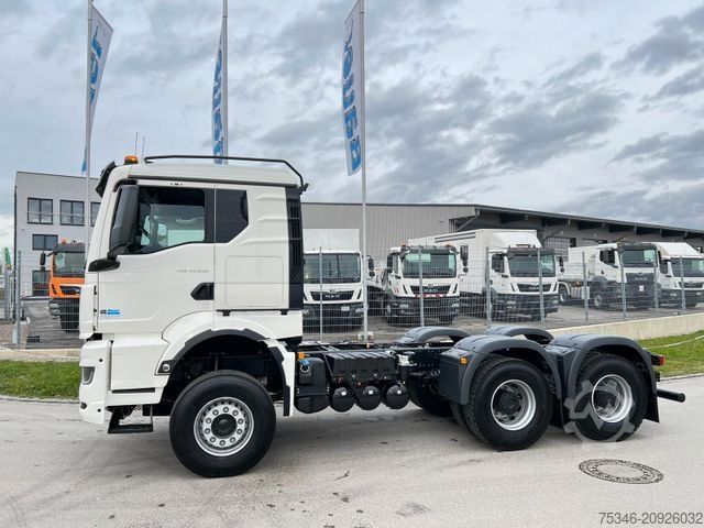 Truck chassis MAN TGS 33.510 BB 6x4 CH/RS 3,30 m/59 to./NA/AHK/Neu