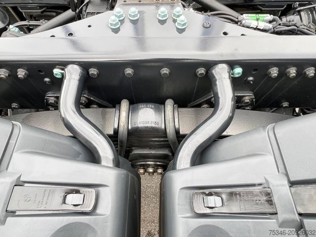 Truck chassis MAN TGS 33.510 BB 6x4 CH/RS 3,30 m/59 to./NA/AHK/Neu