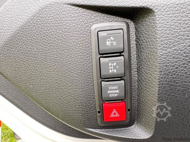 Truck chassis MAN TGS 33.510 BB 6x4 CH/RS 3,30 m/59 to./NA/AHK/Neu