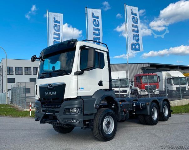 Tipper truck MAN TGS 33.520 BL 6x4 CH/33 to/RS 3,60 m/PTO/AHK/Neu