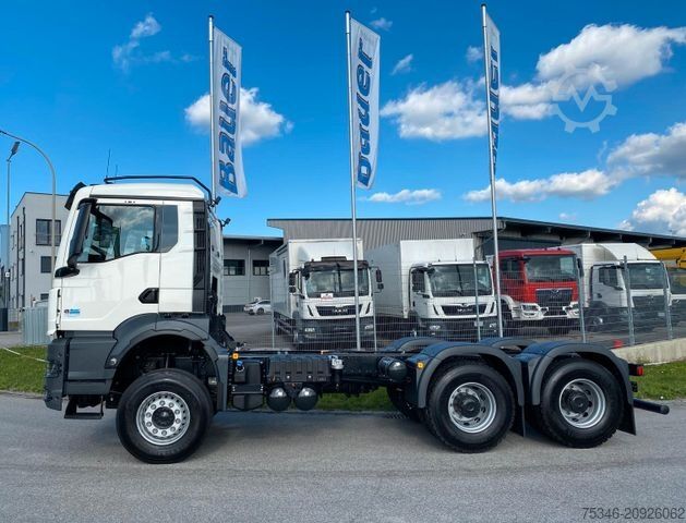 Tipper truck MAN TGS 33.520 BL 6x4 CH/33 to/RS 3,60 m/PTO/AHK/Neu