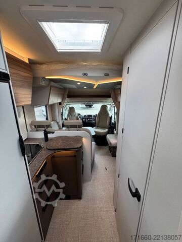 Semi-integrated camper BÜRSTNER B66 TD 690 sofort verfügbar