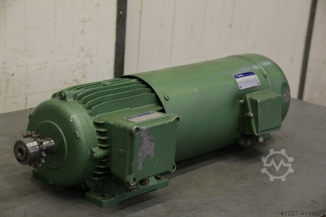 Electric motor 0.6 kW 800 Rpm Lenze GFT 100-2 / S2E 170