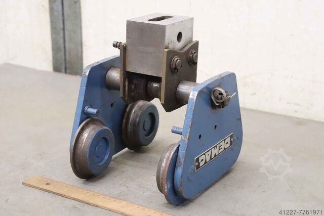 Crane chassis 500 kg Demag Spurbreite bis 163 mm