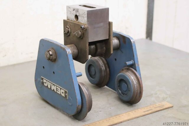 Crane chassis 500 kg Demag Spurbreite bis 163 mm