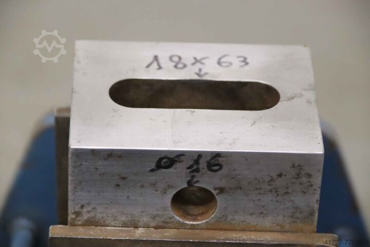 Crane chassis 500 kg Demag Spurbreite bis 163 mm