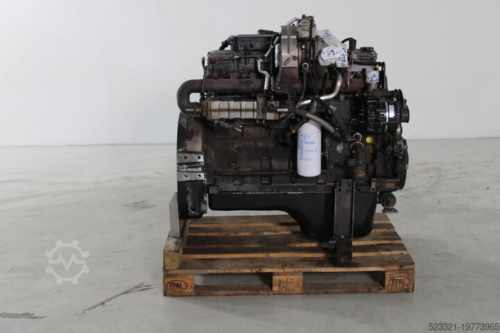 Equipment Cummins QSL9 380