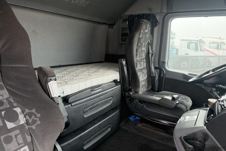 Standard tractor unit Mercedes-Benz Actros 1848 3 Pedal Retarder / Swiss-Vehicle