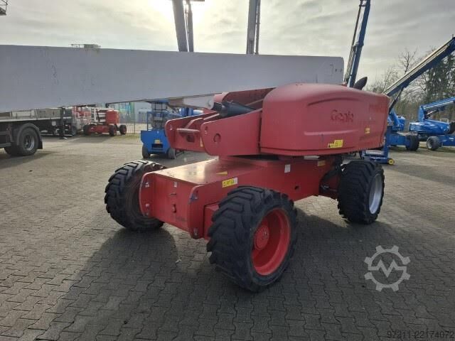 Teleskopbühne Genie S-85