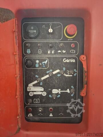Teleskopbühne Genie S-85