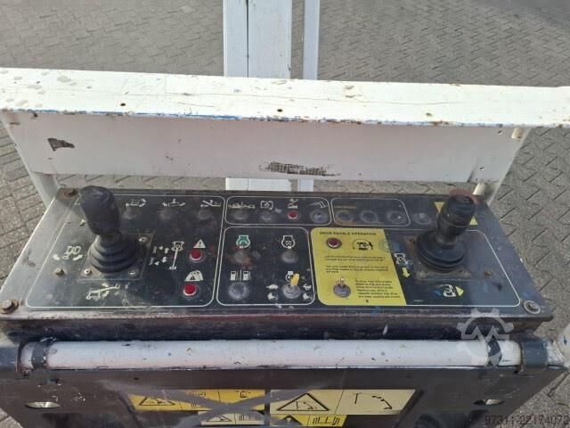 Teleskopbühne Genie S-85
