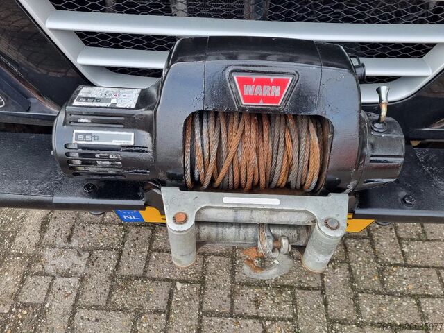 Pickup Iveco Massif Santana 25S15 3.0D 4X4 Pick up Lier 3500...