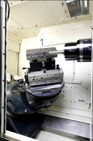 Horizontal machining center MAKINO A 500z