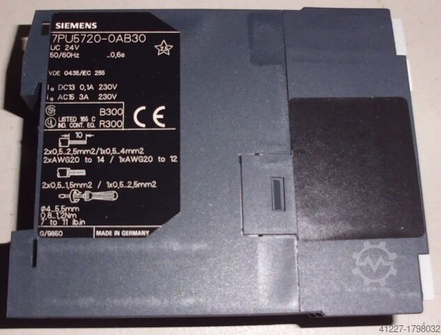 Time relay Siemens 7PU57 20-0AB30