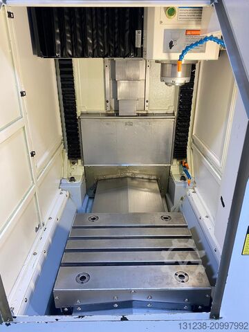 Milling machine XYZ Machine Tools 2-OP VMC