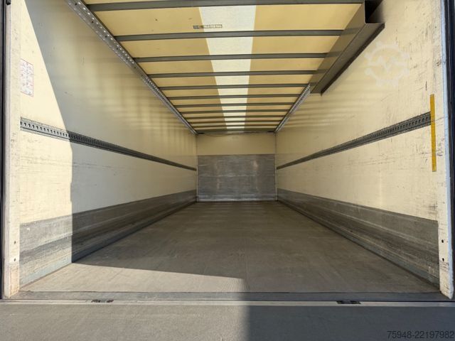 Box truck MERCEDES-BENZ Atego  1500kg
