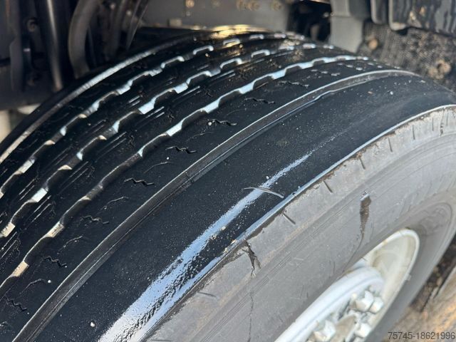 Standard tractor unit VOLVO FH 460 * STANDKLIMA * GLOBETROTTER XL *2XTANK *