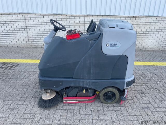 Scrub and vacuum machine Nilfisk SC 6500 1100C