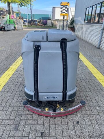 Scrub and vacuum machine Nilfisk SC 6500 1100C