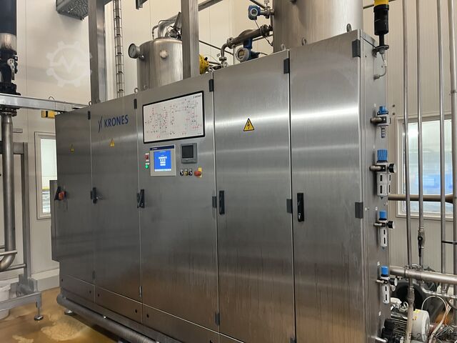 Krones 14.000 bph Abfülllinie für PET (Einweg) (2004) Krones Abfülllinie für PET (Einweg)