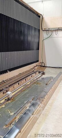 CNC Milling Machine Axa VHC M3