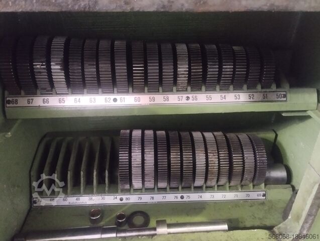 Vertikale Wälzfräsmaschine Pfauter P250 S