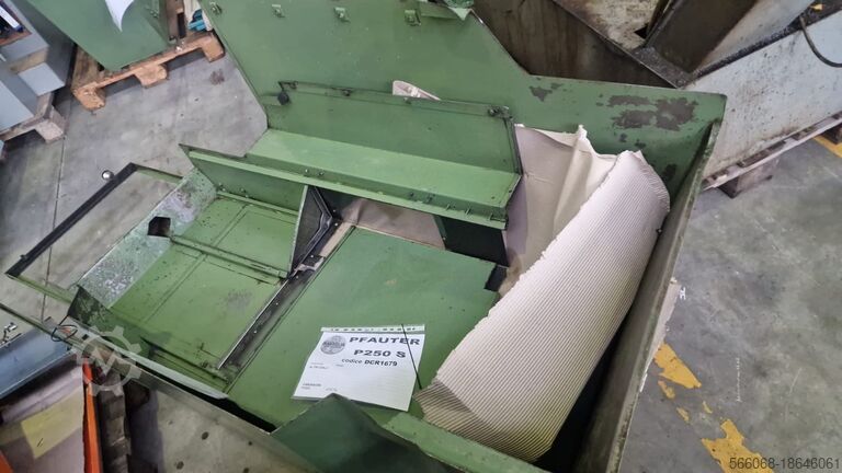 Vertikale Wälzfräsmaschine Pfauter P250 S